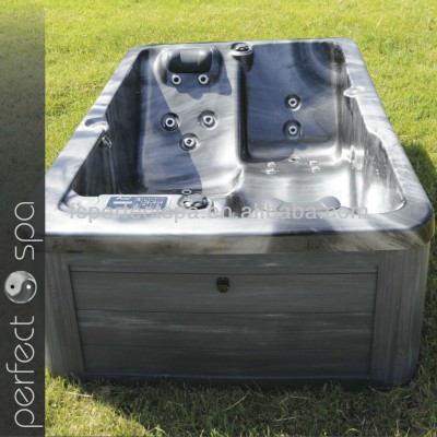 small 2 person portable spa for bathroom and balcony